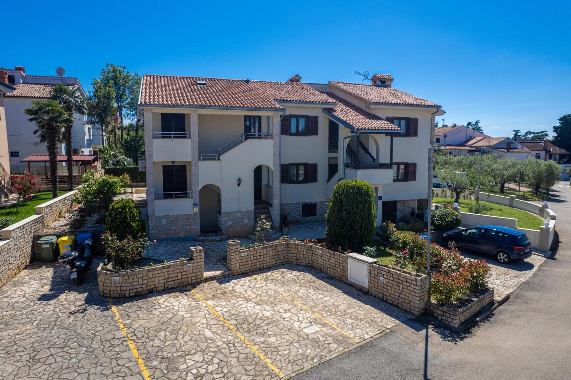 Apartments Marizela Porec Exterior photo