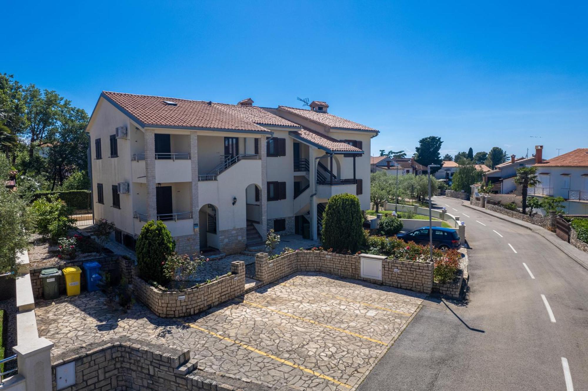 Apartments Marizela Porec Exterior photo