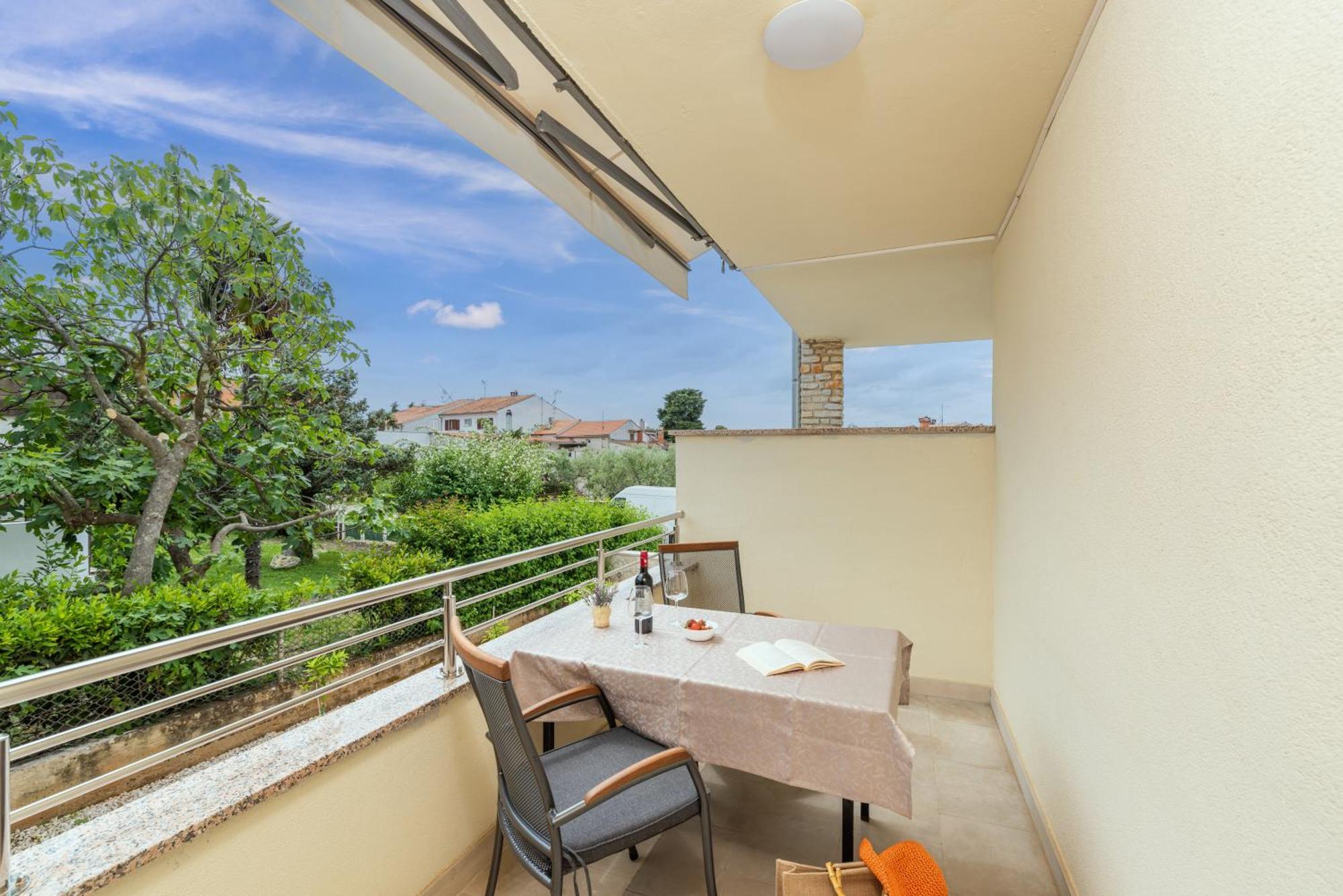Apartments Marizela Porec Exterior photo